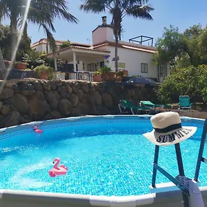 https://casa-rural-dolores-costa-adeje-tenerife.tenerifehoteles.net